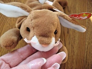 TY Beanie Babies Ears The Rabbit 1995 Retired 6th Generation Heart & Tush Tag * - Picture 1 of 12