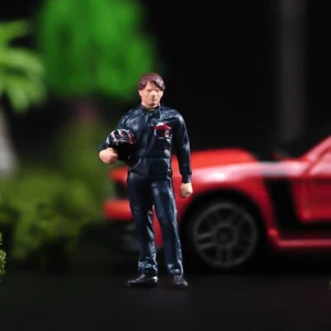 CR 1:64 Painted Figure Model Miniature Diorama Racing Man Racer Driver - Picture 1 of 4