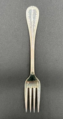 Tenedor de ensalada individual de plata esterlina Malmaison de Christofle 6 1/2" Foto 1 de 3