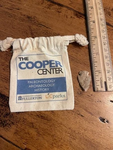 COOPER CENTER PFEILSPITZE INDIANER ARTEFAKT RELIKT 1" STEIN USA KULTUR TASCHE - Bild 1 von 5