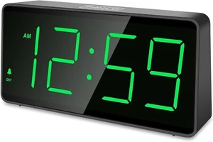 Digital Wecker Batteriebetrieben große Zahlen LED Snooze 12/24 Std. Modus Zeit - Bild 1 von 5