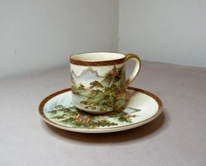 ANTIQUE JAPANESE SATSUMA SMALL PORCELAIN TEACUP AND SAUCER GILDED AND PAINTED B - Picture 1 of 9