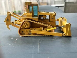 Bulldozer vintage Caterpillar D10 1:50 Conrad #285 tractor fundido a presión depósito de chatarra encontrar - Imagen 1 de 8