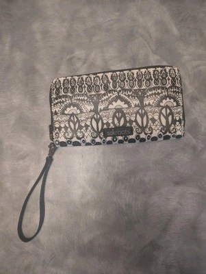 Cartera clutch Sakroots ¡En perfecto estado!  Foto 1 de 2