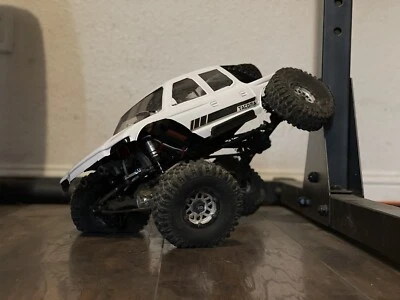 Rc Rock Crawler  - Image 1 of 4