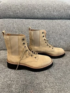 New In Box! Madewell The Helen Platform Chelsea Boot in Suede 9 1/2 - Picture 1 of 6