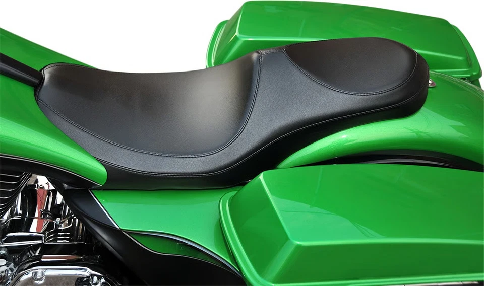 Assento 2-Up Le Pera Sorento para tanques de gasolina esticados PYO/Bagger Nation LK-907PY - Imagem 1 de 4