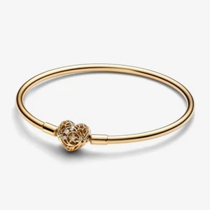 New Genuine Pandora Shine Gold Moments Celestial StarHeatr Bangle 563401C01-19cm - Picture 1 of 5