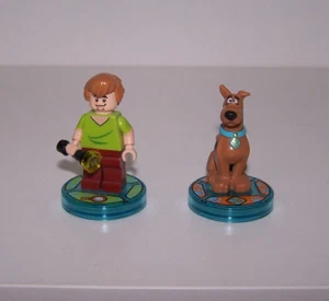 LEGO Shaggy and Scooby Doo minifigures w/ Stand - LEGO dimensions 71206 - Picture 1 of 4