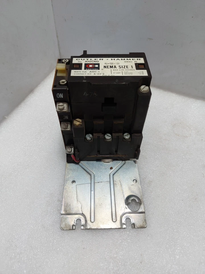 Cutler Hammer A10CN0 Démarreur NEMA Taille 1 Pièces Pub A10C-1 - Photo 1/4
