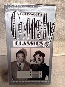 New, Hollywood's"COMEDY CLASSICS" 2 VHS Boxed set w/Laurel/Hardy, Marx Bros etc. - Picture 1 of 6