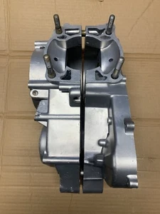 Honda Cr 250 1990 Coppia carter pedivelle abbinati ricambi o riparazioni - Foto 1 di 21