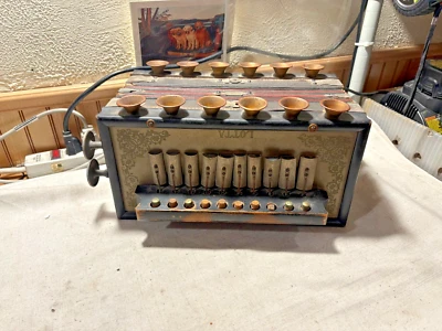 CAÑAS DE PLATA "LOTTA" IRLANDESAS ANTIGUAS FUNCIONANDO MELODEO/FLUTINA/ACORDEÓN Foto 1 de 4