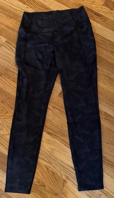 Nuevo sin etiquetas Leggings Clásicos Camuflaje Negro Yoga Medianos Foto 1 de 2