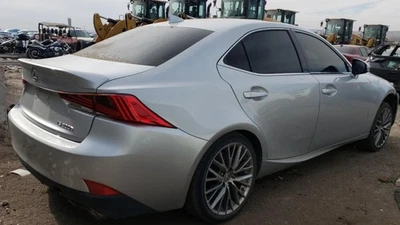 Airbag de rodilla para conductor Lexus IS 200t LH 2016-2017 FABRICANTE DE EQUIPOS ORIGINALES Foto 1 de 4