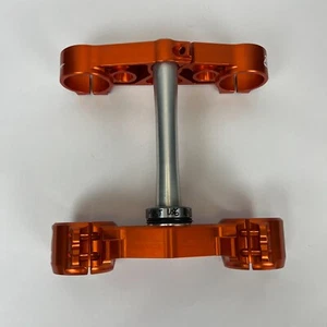 KTM 23MM Orange Clamp Set - Picture 1 of 4