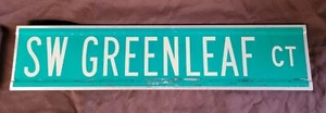 Autentica insegna stradale in pensione ""Sw greenleaf ct"" su due lati 30"" X 7 - Foto 1 di 8