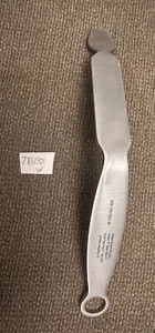 "WM7861901-W ---RETRACTOR GLENOIDE EN ÁNGULO 10"" DE ANCHO DE HOJA A EXTREMO CÓNICAS 1"" A 625" - Imagen 1 de 4