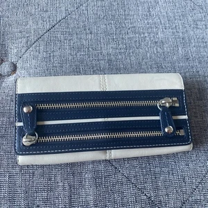 Coach Bonnie Bifold Zip Slim Envelope Chalk & Navy Leather Original Tag - Picture 1 of 13