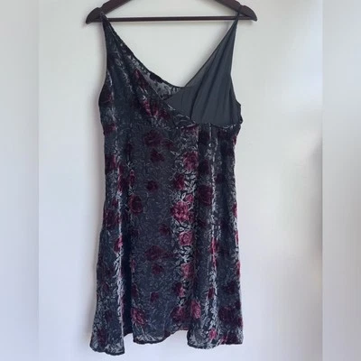De Colección Terciopelo Aplastado Rosa Gris NUEVO Vestido Babydoll Talla 8 Seda Mini Caprichoso Delicado Foto 1 de 4
