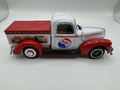 Camión de reparto Ford-40 Pepsi Cola 1940 diecast Golden Wheel vintage n.º: #MS13 Foto 1 de 4