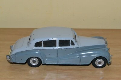Dinky Toys; 150; Rolls-Royce Wraith; Original Condition  - Image 1 of 4