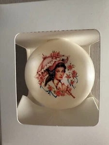 Avon North President's Club 1978 Limited Edition Mrs. Albee Ornament New In Box - Picture 1 of 4