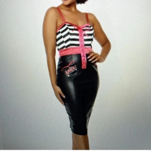 Unique Vintage Betty Veronica Womens M (6-8) Dress Faux Corset Pockets Sexy NWT - Picture 1 of 7