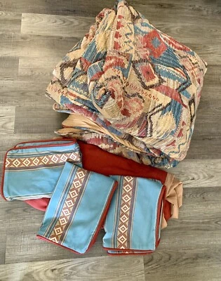 Juego de edredón completo/queen HiEnd Accents azteca con falda de cama y 3 fundas de almohada Foto 1 de 4