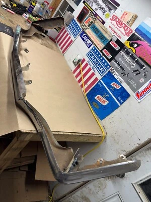 Ford Thunderbird 1964 1965 1966 OEM 65 66 parachoques delantero Core Project 64 T Birb OE Foto 1 de 4