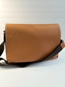 Bolso Bandolera/Bolso Mensajero Coach 70604 Unisex Cuero Vintage Color Camel Usado en Excelente Condición - Imagen 1 de 21