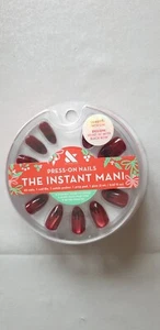 42 Pieces Olive & June Instant Mani Almond Medium Oval Press-On Nails Red Bow - Picture 1 of 2