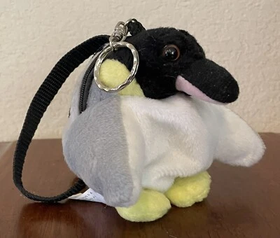 Mochila monedero con porta llaves Penguin 4 1/2 X 4 pulgadas  Foto 1 de 4