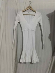 fashion nova love me more sweater mini dress MD6494 white size xs (CPP4) - Picture 1 of 10
