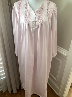 Croft and Barrow nightgown medium m  gown cotton backed satin pink long sleeves - Image 1 of 4