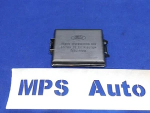 1998-2004 Ford Mustang NOS OEM Under Hood Fuse Relay Box Lid Cover P46 - Foto 1 di 9