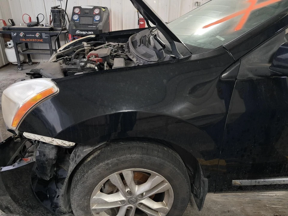 Guardabarros delantero izquierdo usado se adapta a: Nissan Rogue 2012 delantero izquierdo grado A Foto 1 de 4