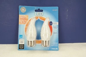 Dimmable LED Chandelier Bulb with Medium Base 4.5 Watt Clear (2 Count) TF - Picture 1 of 8