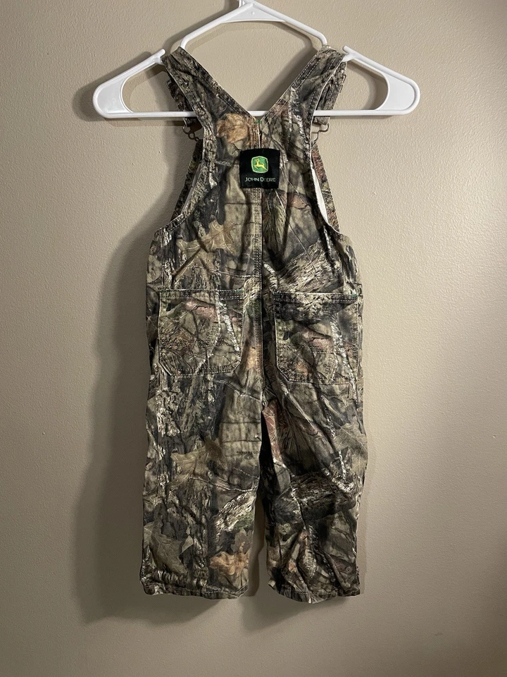 Mono John Deere para niños (3T) camuflaje camuflaje niño pequeño Foto 1 de 4