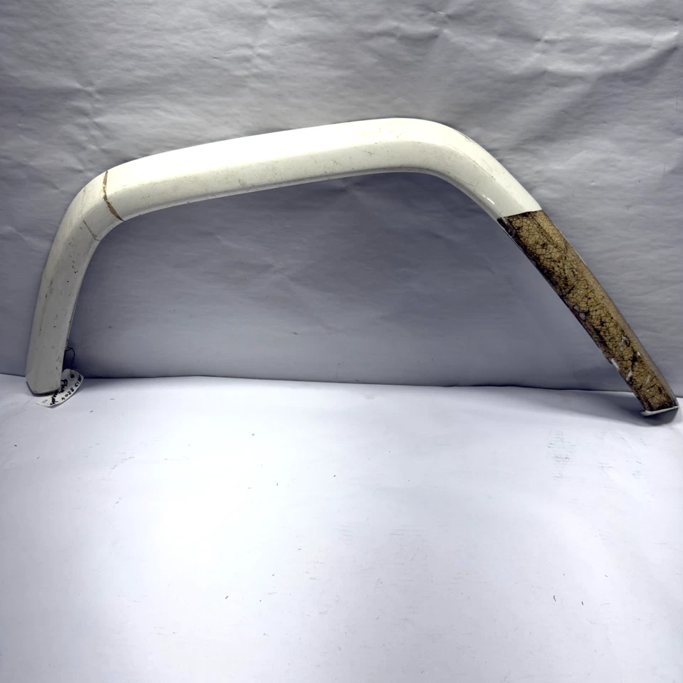 Guardabarros trasero derecho Mercedes-Benz G550 2009-2015 OEM 4638801521 Foto 1 de 4