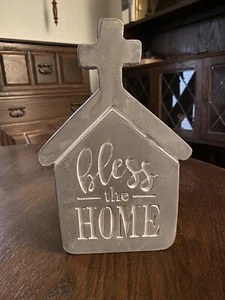 Pier 1 Imports Beton Kirche Skulptur Dekor "Segne das Haus" - Bild 1 von 6