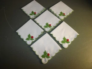 Lot 6 Small Linen Napkins 7.25"x7" White w/Green Trim & Rose - Picture 1 of 4