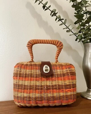 Bolso de mano de mimbre recubierto multicolor años 50 60, bolso vintage, retro años 50 60  Foto 1 de 4