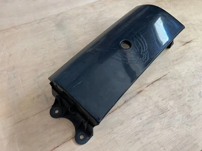 1993 - 2002 Pontiac Firebird Trans Am painel de enchimento central traseiro lanterna traseira OEM - Imagem 1 de 4