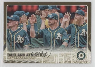 2015 Topps Gold /2015 Oakland Athletics Stephen Vogt #33 - Image 1 of 2
