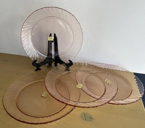 4 Durand Arcoroc ROSALINE PINK SWIRL Optic Salad Plates NEW 7 3/4" - Picture 1 of 1