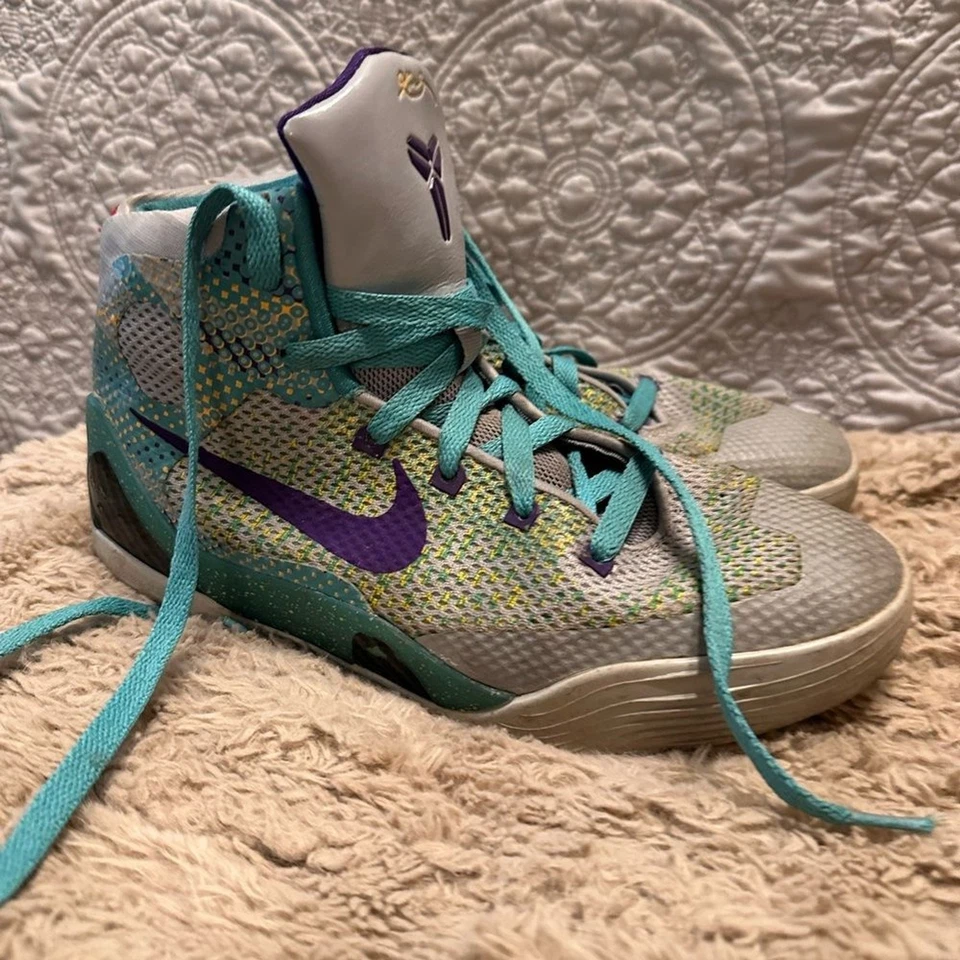 Nike Kobe 9 Elite GS Hero Pack Zapatos Talla 6.5 Juvenil Foto 1 de 4