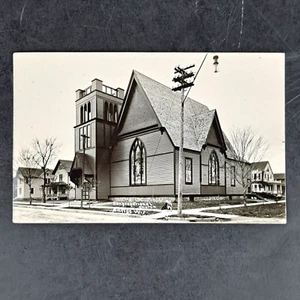 Antik 1910 Echt Foto Kinder auf Postwagen Kirche Antigo, WI RPPC Postkarte! - Bild 1 von 3