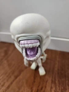 Funko Pop Alien Covenant Alien Neomorph White Funko Pop without Toddler Loose - Picture 1 of 5
