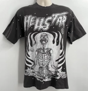 Camiseta Hellstar Studios Hombre Esqueleto Camiseta “Alcanza tu Paz Interior” Talla M - Imagen 1 de 11